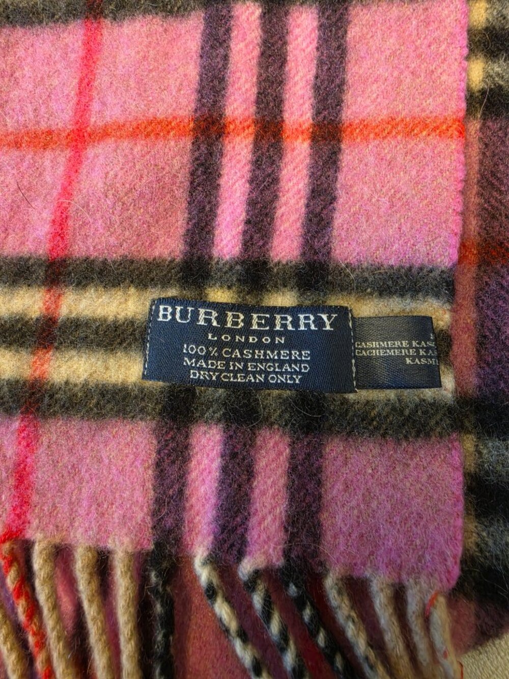 Vintage Burberry Fringe Pink and Black 100% Cashmere Scarf Made in England - Picture 4 of 6